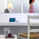 Santa Maria Luxury & 3* Adamantas (Milos)