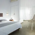 Santa Maria Luxury & Adamantas (Milos)