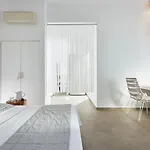 Hotell Santa Maria Luxury & Adamantas (Milos)