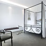 Hotell Santa Maria Luxury & Adamantas (Milos)