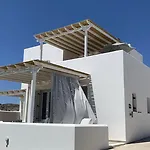 Santa Maria Luxury & Adamantas (Milos)