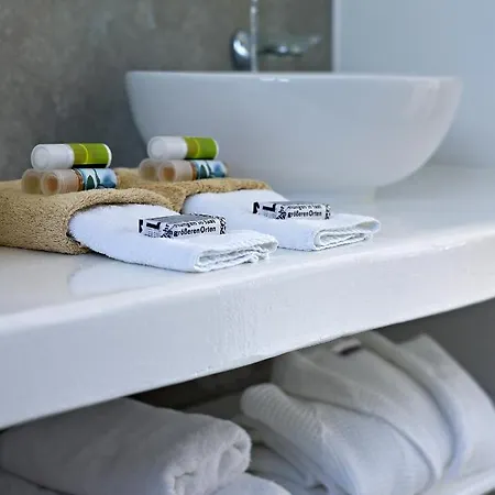 Santa Maria Luxury & Hotel Adamantas (Milos)