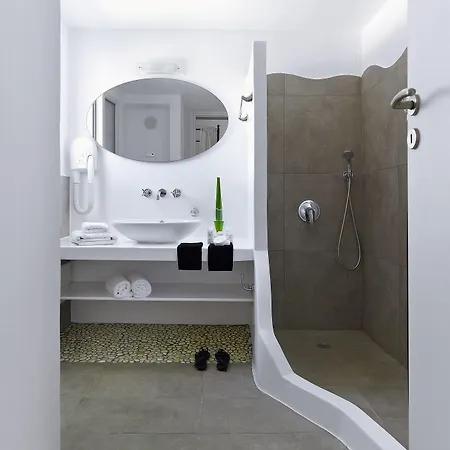 Hotel Santa Maria Luxury & Adamantas (Milos)