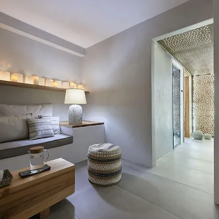 Santa Maria Luxury & Adamantas (Milos)