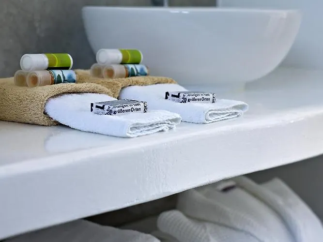 Santa Maria Luxury & Hotel Adamantas (Milos)