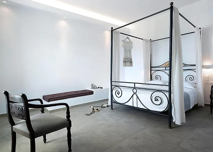 Santa Maria Luxury & 3* Адамас