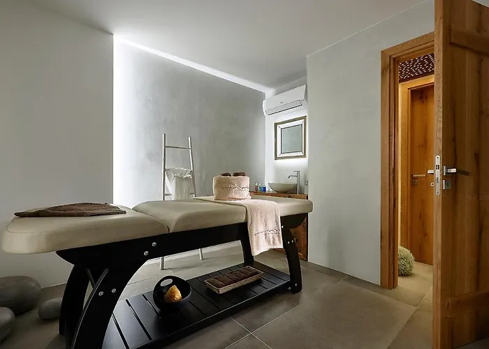 Santa Maria Luxury & Адамас