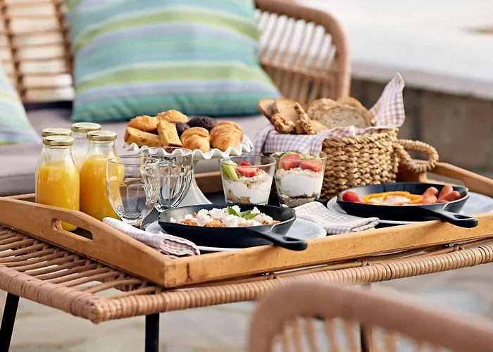 Santa Maria Luxury & 3* Адамас