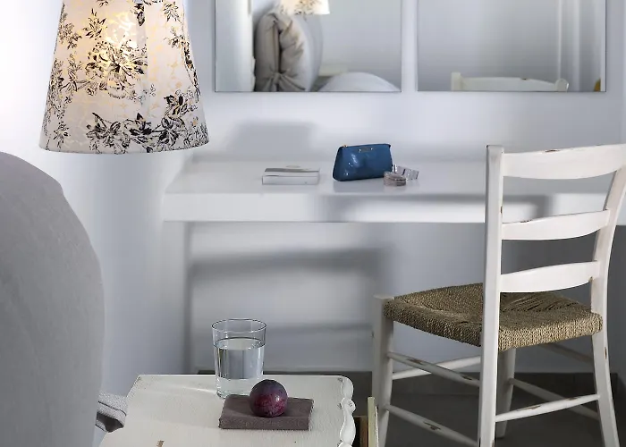 Santa Maria Luxury & Hotel Adamantas (Milos)