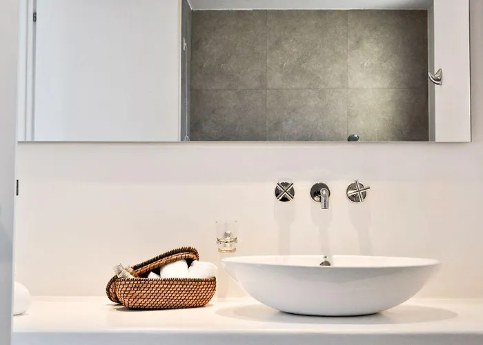 Santa Maria Luxury & Отель Адамас